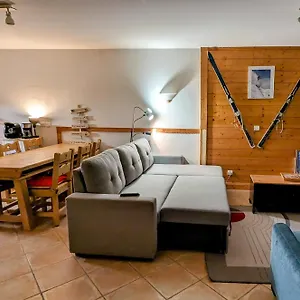 Morrillon 1100 Skis Aux Pieds Appartement